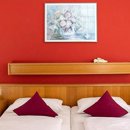 Hotel Garni Zum Hirschen Iphofen Eksteriør bilde